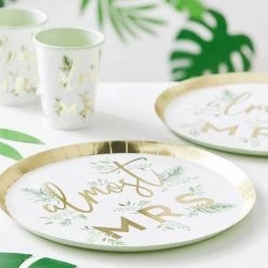Party Animal Direct Botanical Hen 'Almost Mrs' Paper Plates 8 Pack
